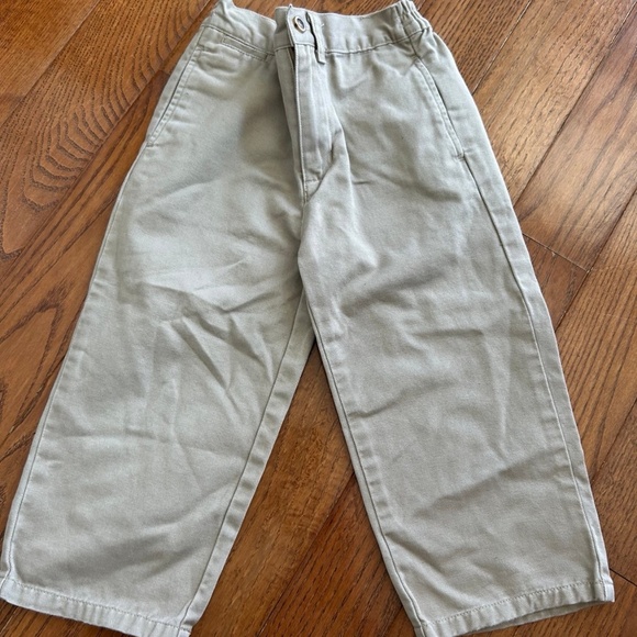 The Children's Place boys khaki pants - Picture 1 of 7